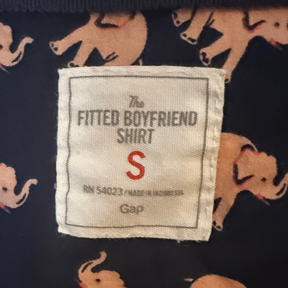 GAP Dark Blue Cotton Long Sleeve Pullover Shirt with Pink Elephant Print - Picture 2 of 13